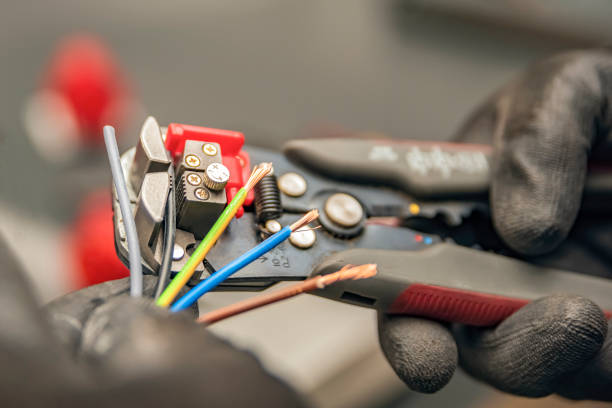 Best Circuit Breaker Repair  in Machesney Park, IL